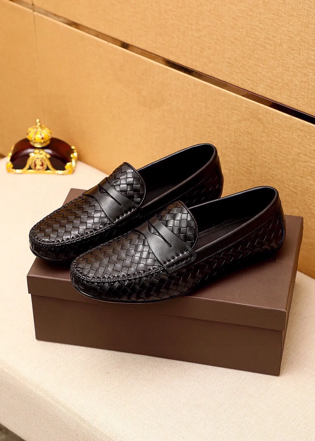 Men's shoes 💰: 500 💐BV men's slip-on shoes® [BOTTEGA VENETA] official website counter new model, one-to-one mold opening ⚠Italian calfskin ➕Hand-woven ➕Cow leather lining. Driving slip-ons, available at counters, sizes 38～44 (45🉑️customized)